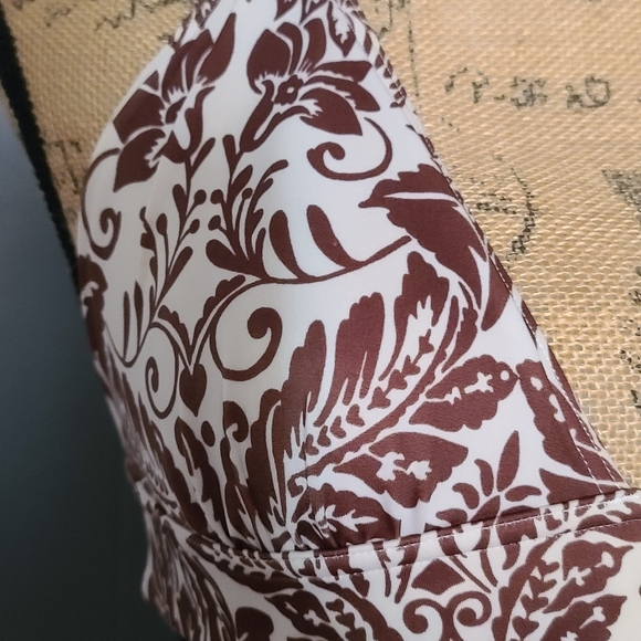 Bundle od 2 Bikini Tops Victoria Secret  Size Large - Picture 7 of 15